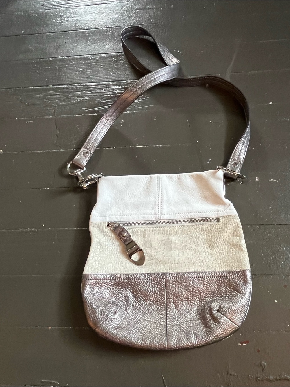 b. makowsky White and Metallic Two-Tone Crossbody